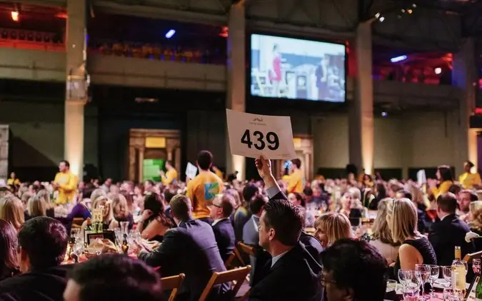 live-auction-fundraising-event_676x422